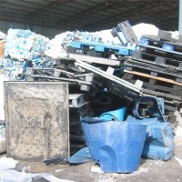 蘇州塑料矽膠回收公司  昆山塑料PS廢舊(jiù)邊角料回收