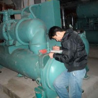 嘉興溴化锂中(zhōng)央空調回收今日​​​溴化锂冷水機組回收多少錢一(yī)台