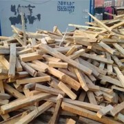 貴陽廢舊(jiù)木材回收公司高價上門收購廢舊(jiù)木材