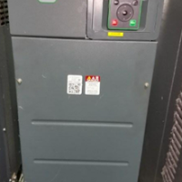 四套施耐德變頻(pín)器電(diàn)櫃設備處理