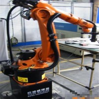 昆山工(gōng)業機器人回收廠 家直接現金結算收貨