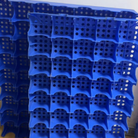 50多個塑料棧闆處理