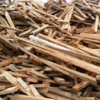 貴陽廢舊(jiù)木材回收公司高價回收工(gōng)地建材廢料、木方、建築模闆