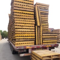木包裝箱回收廠家大(dà)量回收二手木包裝箱回收