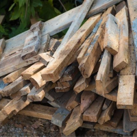 青島黃島舊(jiù)木材木方木闆木地闆複合闆回收