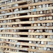 修文縣工(gōng)地廢木闆回收價格多少錢一(yī)個咨詢貴陽木材回收公司