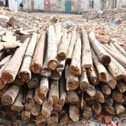 貴陽雲岩區工(gōng)地木方回收公司高價上門收購廢舊(jiù)木材